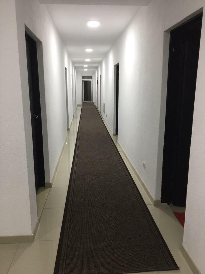 Hotelwhite Gjilan 外观 照片
