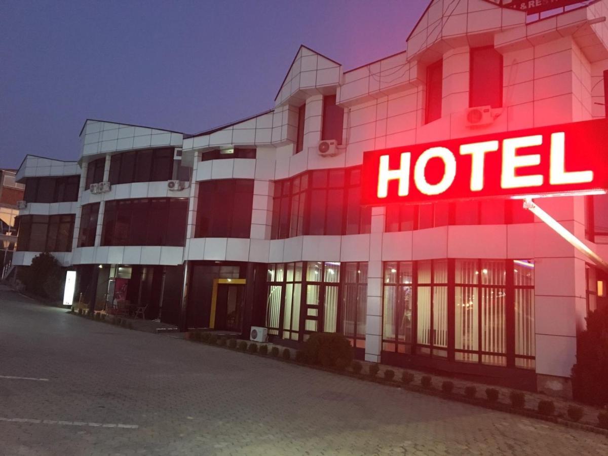 Hotelwhite Gjilan 外观 照片